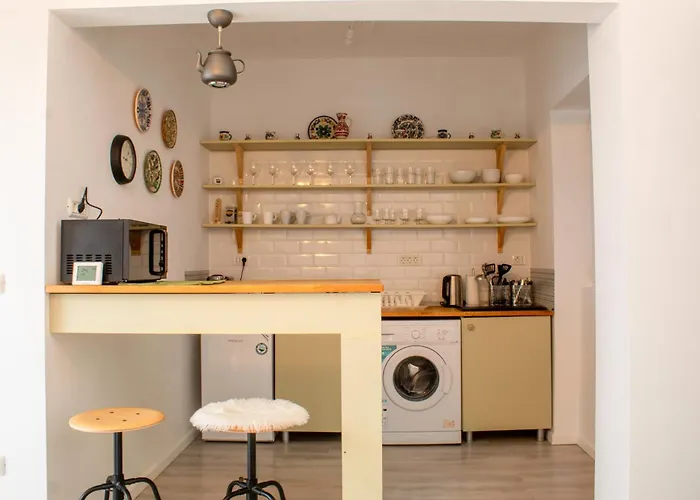 Domus Old Town Retreat Cozy & Central