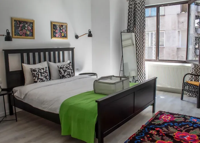 Domus Old Town Retreat Cozy & Central